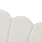 Lit de repos pleine grandeur avec cadre rembourré, canapé-lit avec dossier en forme de coquille et lit gigogne coulissant, canapé-lit en velours pour salon.
